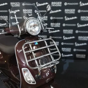 Origineel Piaggio / Vespa Laag Windscherm voor LX - 672306 & 672161