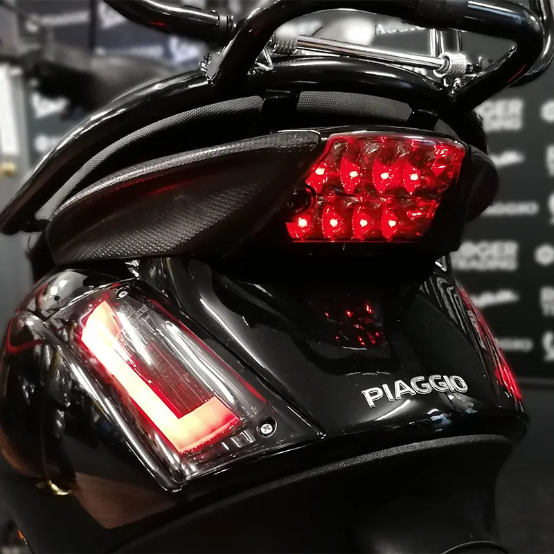 Power1 - Smoke LED taillight - Piaggio ZIP 4-Strokes - 15PI61