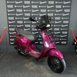 Vespa Sprint 50 - Moped / Mustache - 2019 - Euro4 - Candy Pink