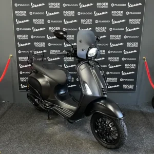 Vespa Sprint 50 - Moped - 2018 - Euro4 - Notte
